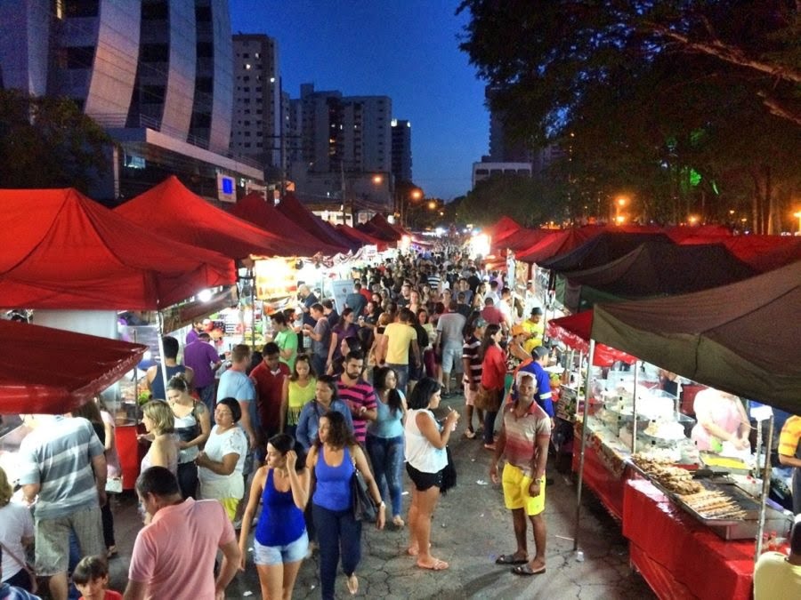 Confira os locais, horários e dias das feiras livres Noturnas em Goiânia hoje onde tem